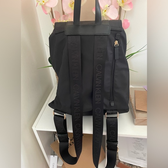 Calvin Klein book bag - Picture 2 of 3